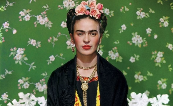 The World of KOTUR – Dames in their Drawing Rooms – Frida Kahlo